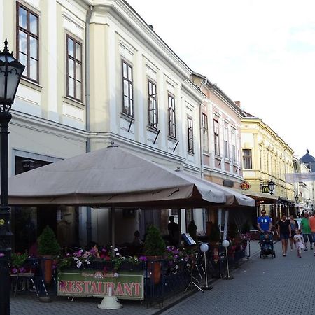 Magdalena Apartman エゲル エクステリア 写真